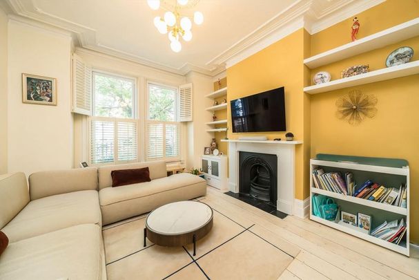 4 bedroom terraced house to rent - Photo 1