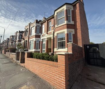 3 bedroom end of terrace house to rent - Photo 2