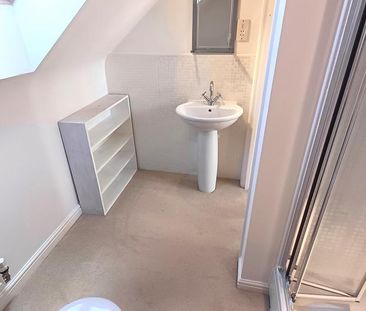 2 bedroom flat to rent - Photo 6