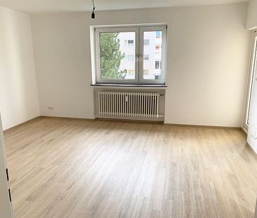 + 3 Zimmer mit Balkon + - Photo 2