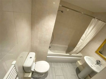 Fitzwilliam Court, Anson Road, Manchester, M14 5BZ - Photo 3