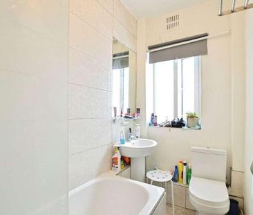 Larkhall Rise, London, SW4 - Photo 4