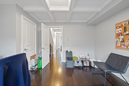 For Lease - 262B Bering Avenue, Toronto, Ontario - Photo 5