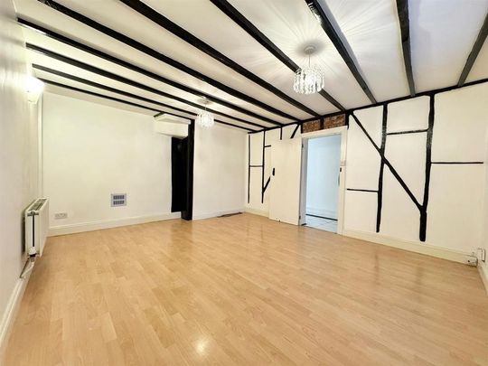 4 bedroom house to rent - Photo 1