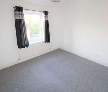 Moor View, Camperdown, NE12 - Photo 4