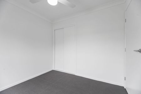 BRAND NEW! Modern 4-Bedroom Rental House in Fabulous Location! - Photo 3