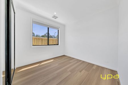 Brand-New, Custom-Built Luxury Living – 8 Daimen Street, Doreen - Photo 3