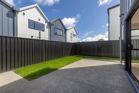 Wallaceville Living - Photo 2