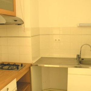 Location Appartement 3 pièce(s) de 63.82 m2 - Photo 2