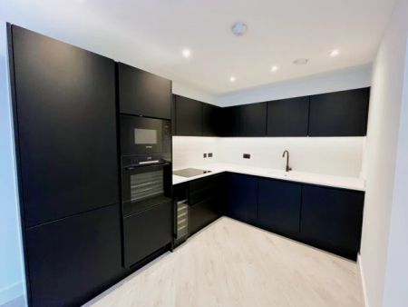 1 Bed 1 bath - Photo 4