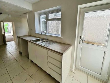 High Street, Caeharris, Merthyr Tydfil, CF48 - Photo 3