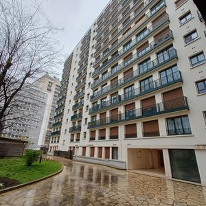 location Appartement T1 DE 33m² À PARIS 15 - Photo 2