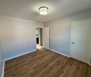 For Lease - 81 Eringate Drive Unit# MAIN FLOOR, Toronto, Ontario - Photo 6