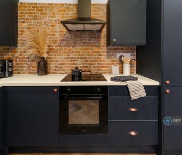 1 bedroom in a house share to rent - Photo 5