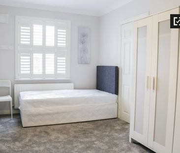 Bed for rent in 4-bedroom house, Stoneybatter, Dublin - Photo 6