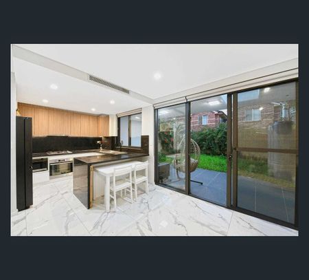 6/303A Park Road, Auburn Vale, NSW 2360 - Photo 4