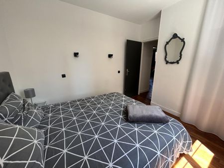 Location Appartement 3 pièces Meublé 53m² LISIEUX 14100 - Photo 3