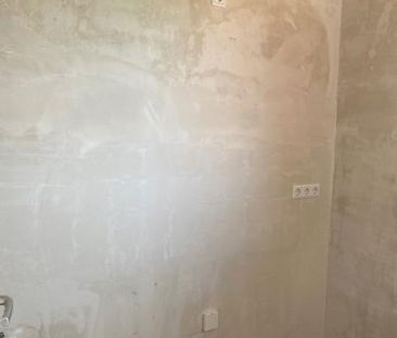 Singles aufgepasst: teilsanierte 1-Zimmer-Wohnung mit Abstellkammer... - Photo 1