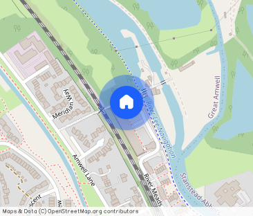 River Meads, SG12 - Photo 1