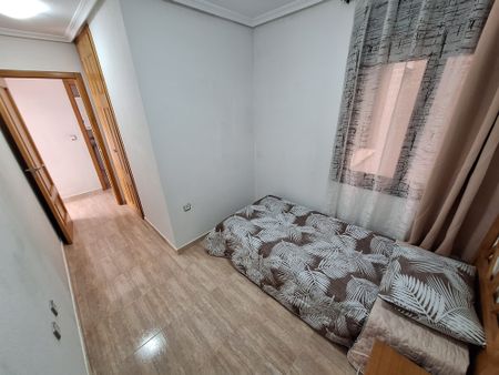 Ref.7691 3 Bedroom Apartment in the Center of Torrevieja - Photo 4