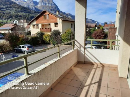 Location appartement 2 pièces - 43m² à Sallanches (74700) - Photo 3