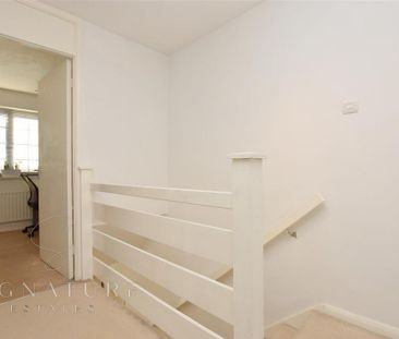 3 bedroom semi-detached house to rent - Photo 4
