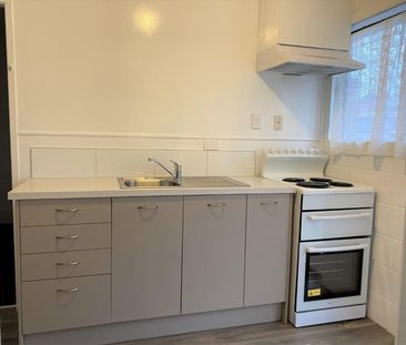 Fab Flat in Ham East - Photo 6