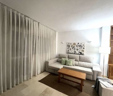 1 Bedroom Apartment For Rent in The Golden Mile, Málaga - Photo 2