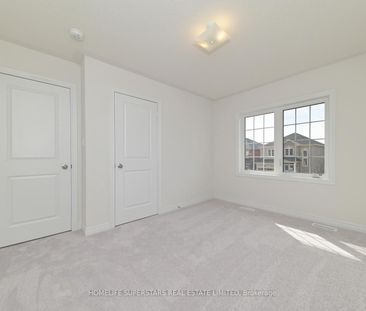 Detached Home For Lease | X8143146 - Photo 1