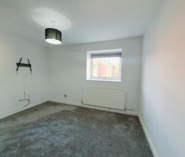 1 bedroom end of terrace house to rent - Photo 2