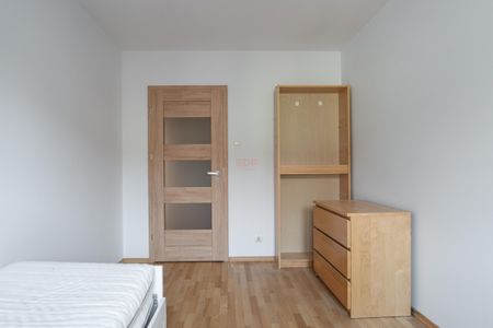 Przestronne, jasne 3 pokoje od zaraz, centrum, doskonała lokalizacja - Фото 4