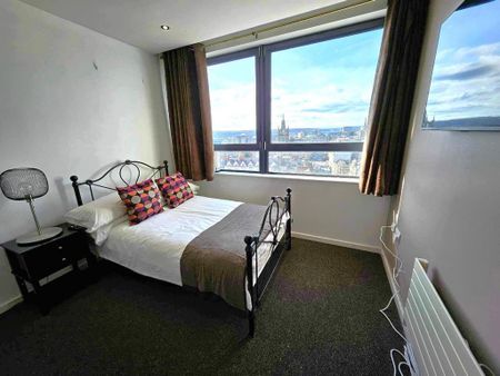 3 bedroom apartment to rent - Photo 3