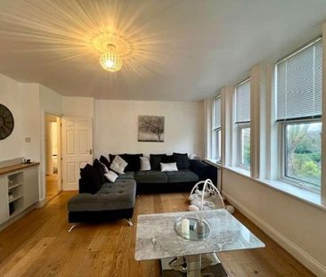 Church Gardens Court, Waltham Abbey, EN9 - Photo 3