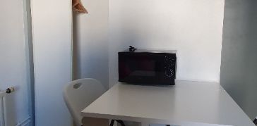 Appartement F1 (17.68m² Carrez) à louer à STRASBOURG - Photo 2