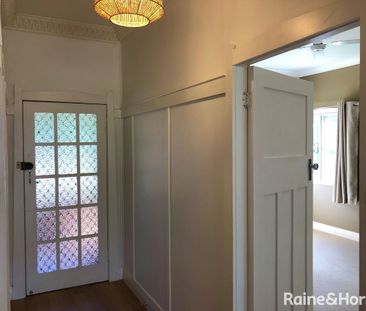 STROLL TO NOWRA CBD - Photo 5