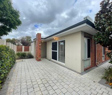 4 x 2 Family Home with Secured Courtyard - Photo 4