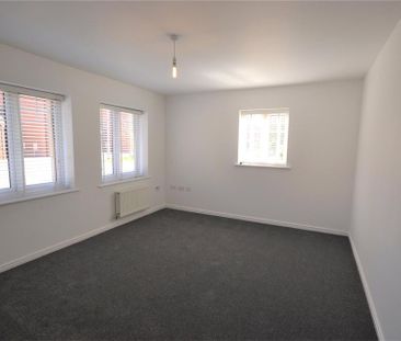 3 bedroom detached house to rent - Photo 5