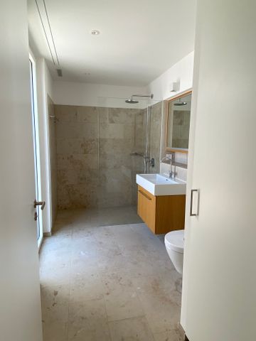 4.5 Zimmer, 102 m², 6. Stock - Photo 2