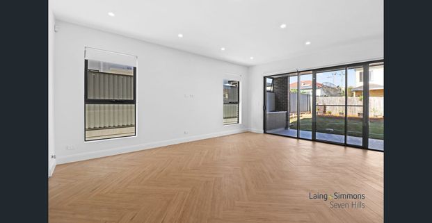 Convenient Lifestyle Oasis in the Heart of Toongabbie - Photo 1