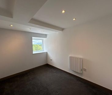 3 bedroom apartment to rent - Photo 2