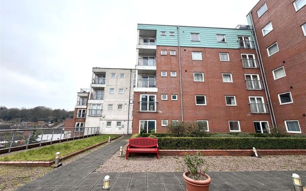 Tower Court, London Road, Newcastle under Lyme - Photo 1