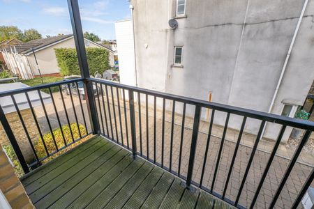 Revere Way, Epsom, KT19 - Photo 5