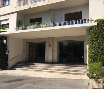 Location Appartement 2 pièces 52m² NICE 06200 - Photo 6