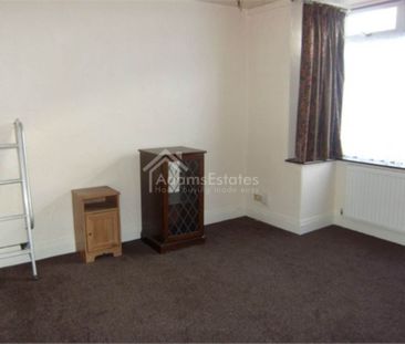 Price £900 pcm - Available Now - Unfurnished - Photo 6