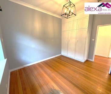 Charming 3-Bedroom Home on a Large Leafy Block - Photo 4