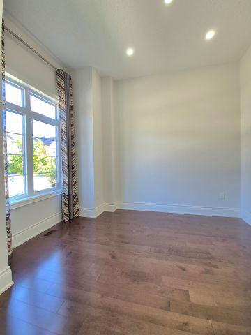 For Lease - 3192 Meadow Marsh Crescent, Oakville, Ontario - Photo 5