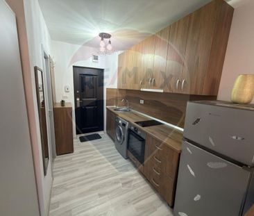 Garsoniera modernă în zona UTA - Photo 3