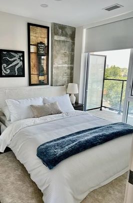 In the middle of it all, but a world apart! - Photo 1