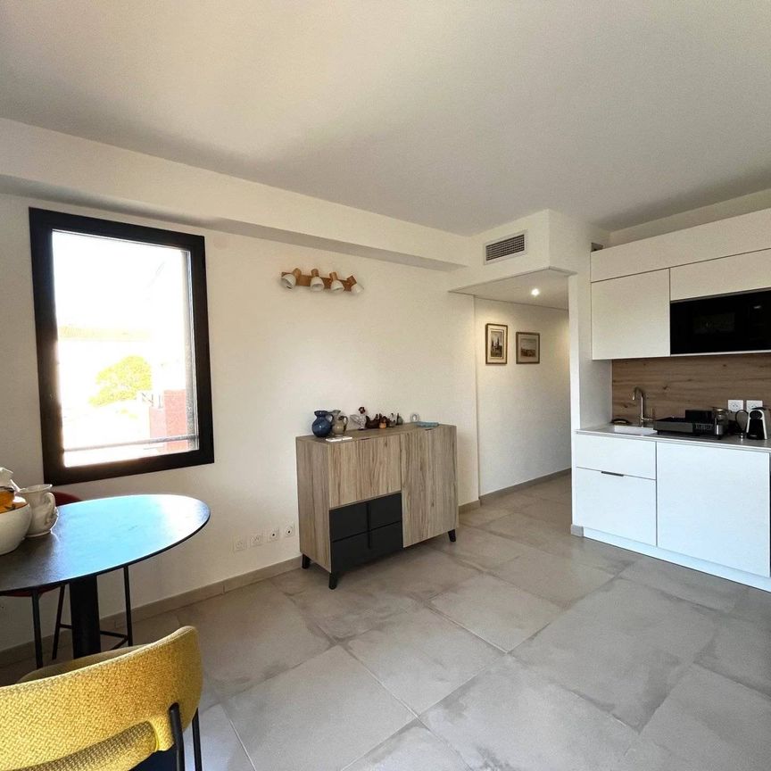 Studio meublé a Trinquetaille en residence sécurisée avec place de parking - Photo 1