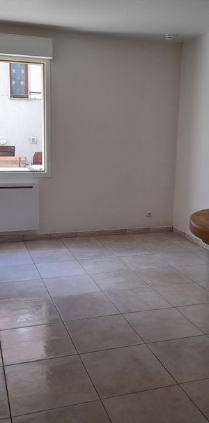 Location Appartement 1 pièce 21m² BOURGES 18000 - Photo 1